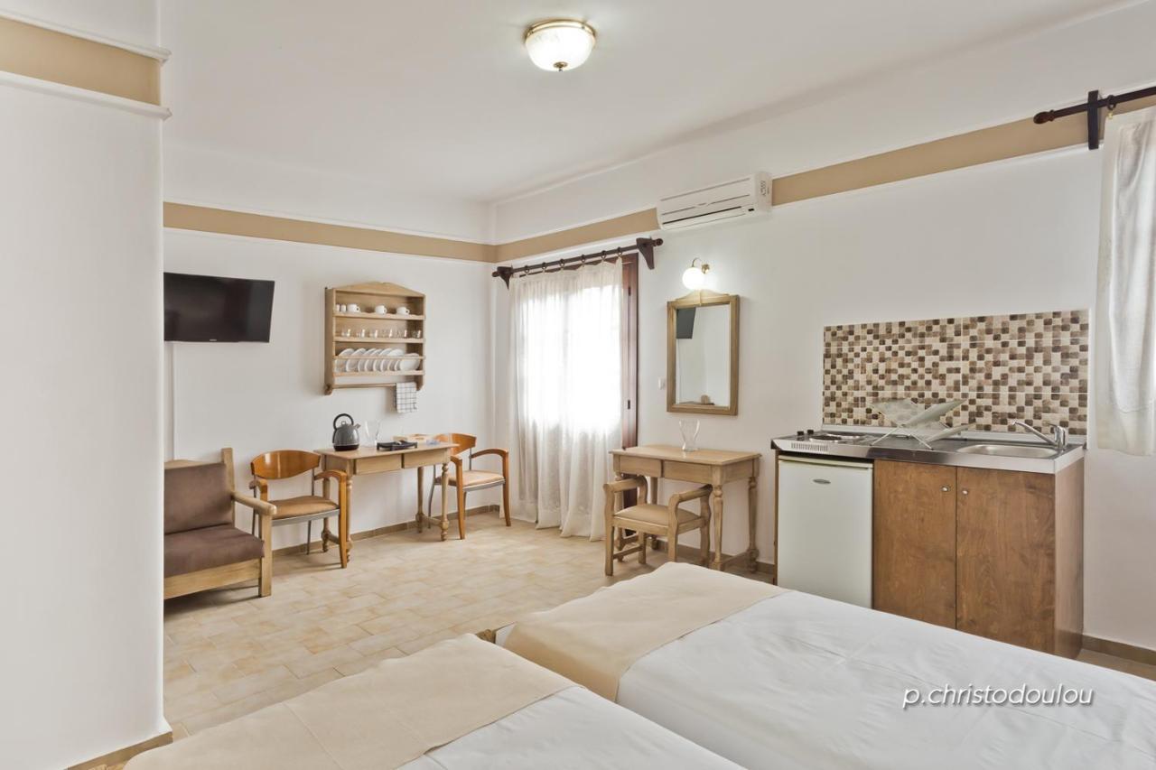 Philoxenia Studios 2 Kerpe Dış mekan fotoğraf